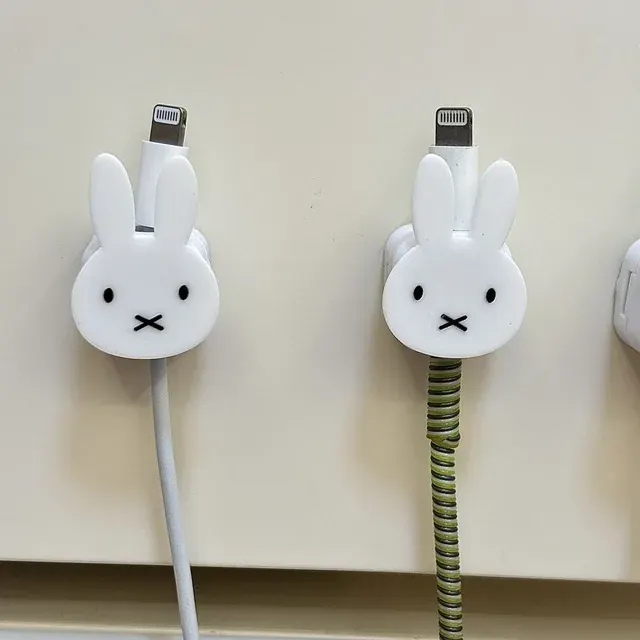 Magnetischer Kabel-Organizer mit Cartoon-Motiv 4