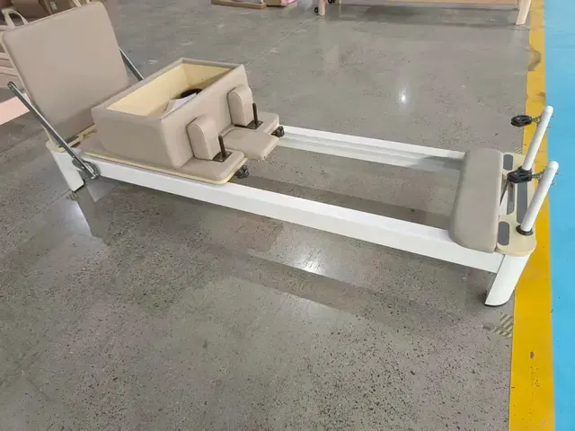 Pilates-Reformer 3