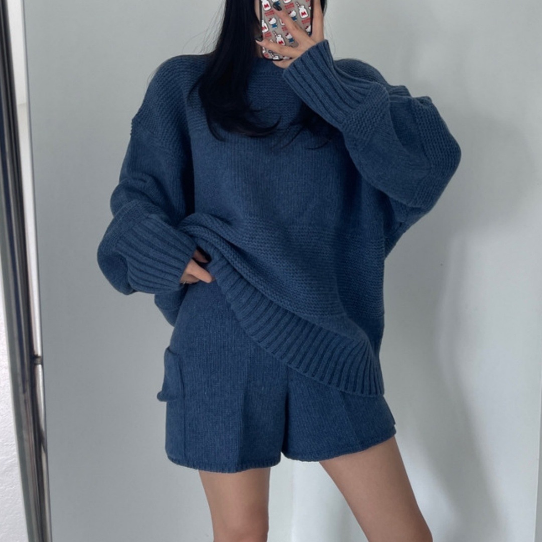 Hochgeschnittene Shorts mit Weitem Bein