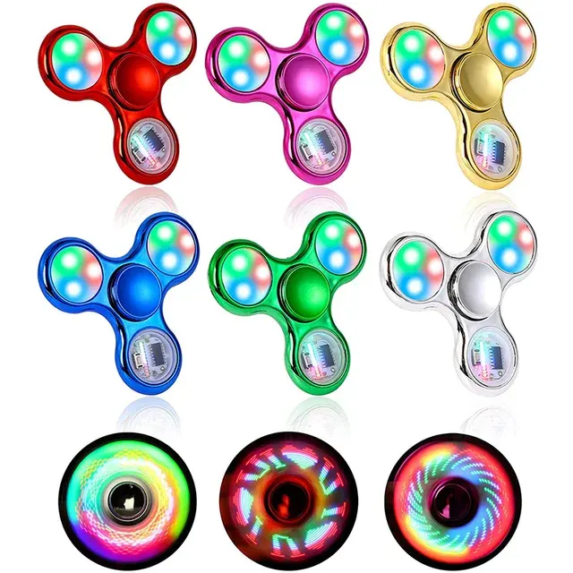 Leuchtender LED-Fidget-Spinner im Dunkeln 3