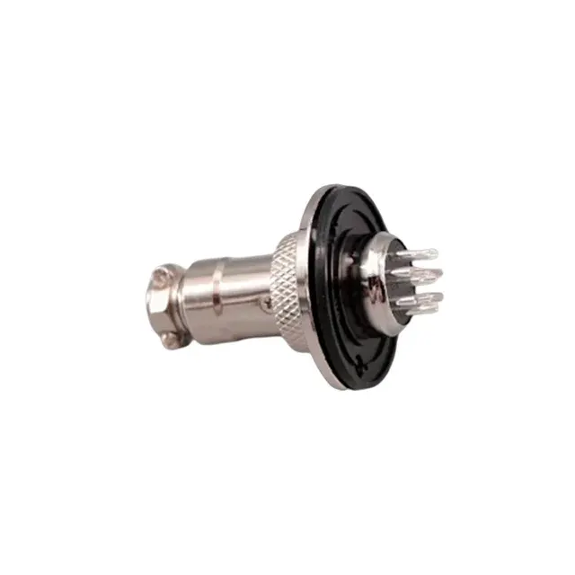 Rundflanschstecker 4