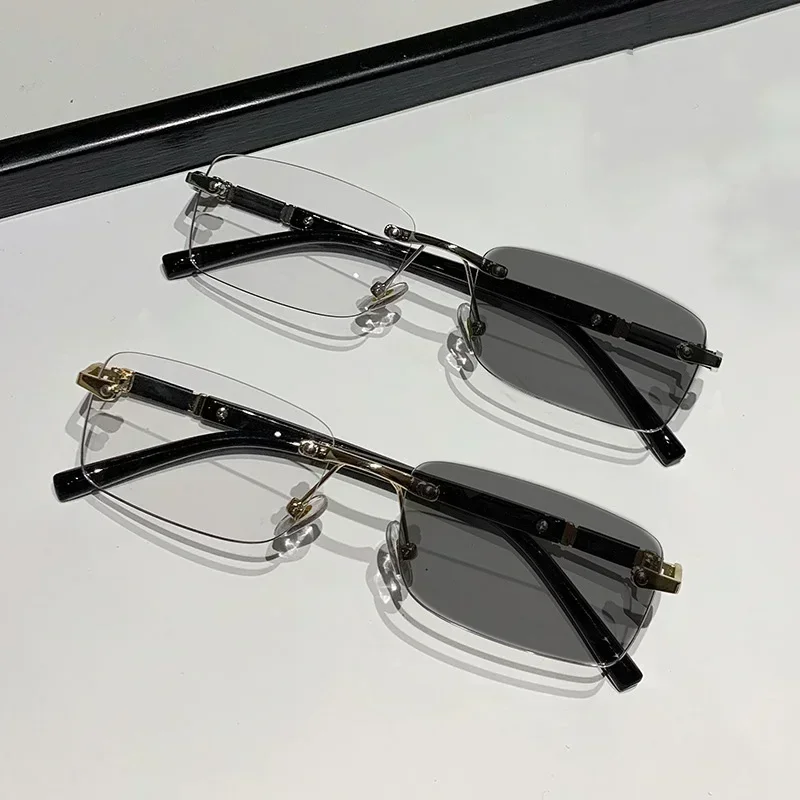 Randlose photochrome Brille für Kurzsichtige 4