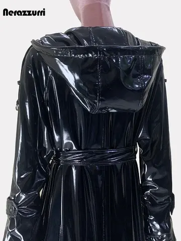 Lackleder-Trenchcoat