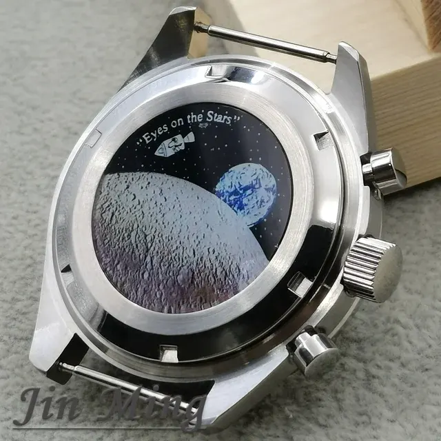 Monduhr Chronograph mit Metallgehäuse 39,7mm 2