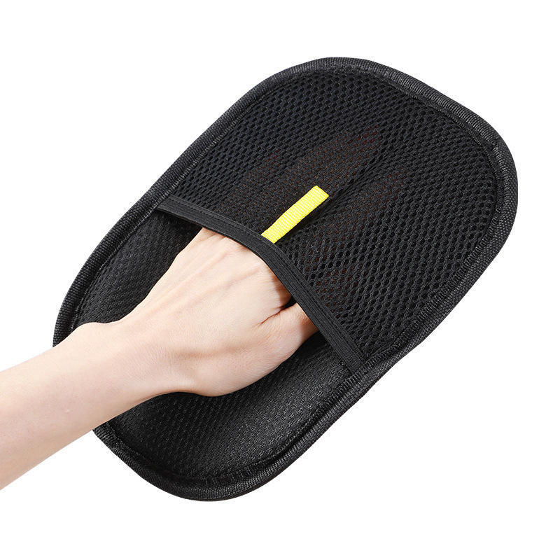 Fellpflege-Handschuh 2