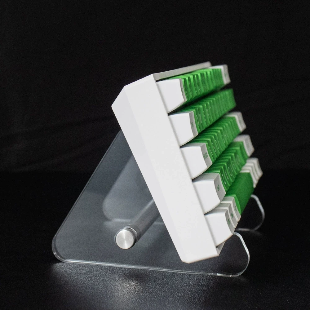 Acryl-Tastaturständer 3