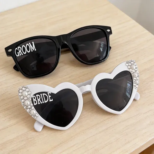 Mr-und-Mrs-Partybrille 4
