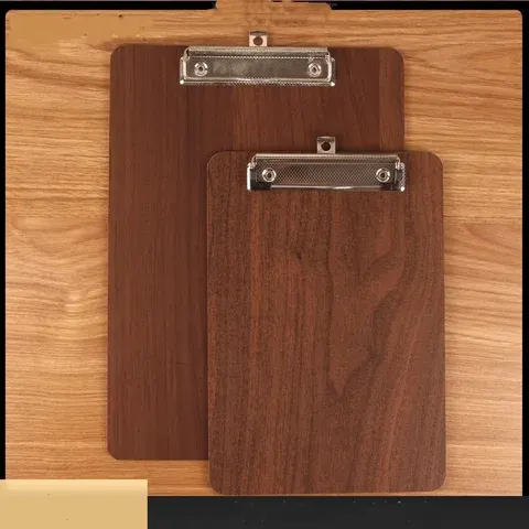 Klemmbrettmappe mit Notizblock