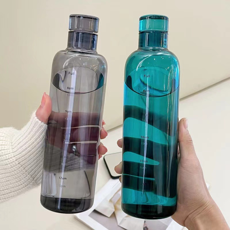 Kristall Glas Wasserflasche mit Zeitmarkierung