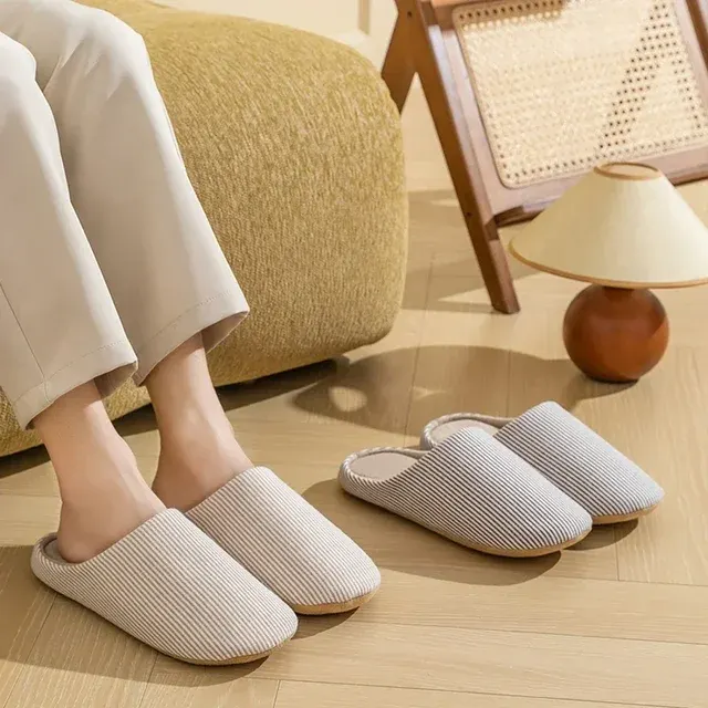 Unisex Fell-Hausschuhe warm rutschfest für Herbst 2