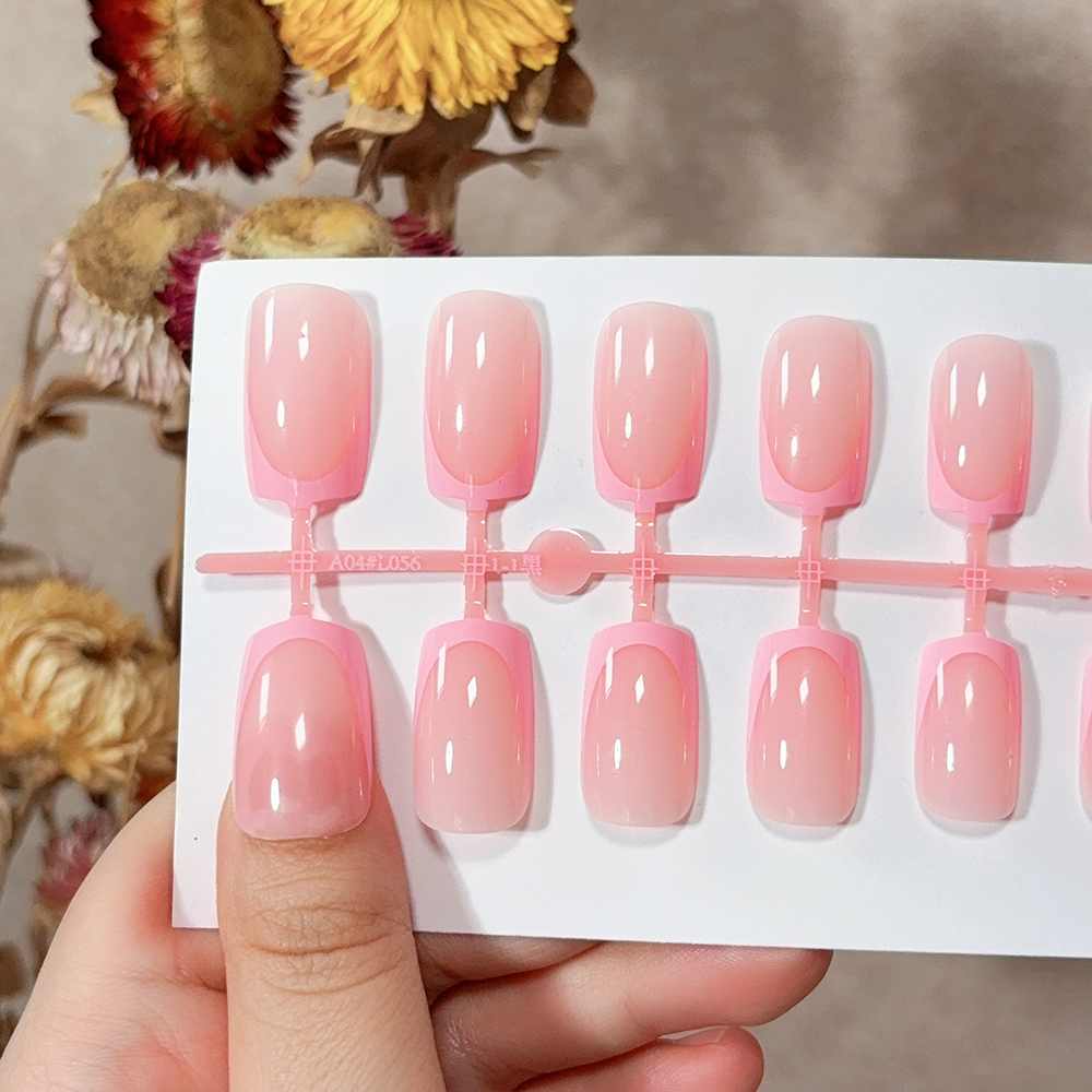 Kurze Quadrat-Nailtips im French-Stil, 120 Stück 4