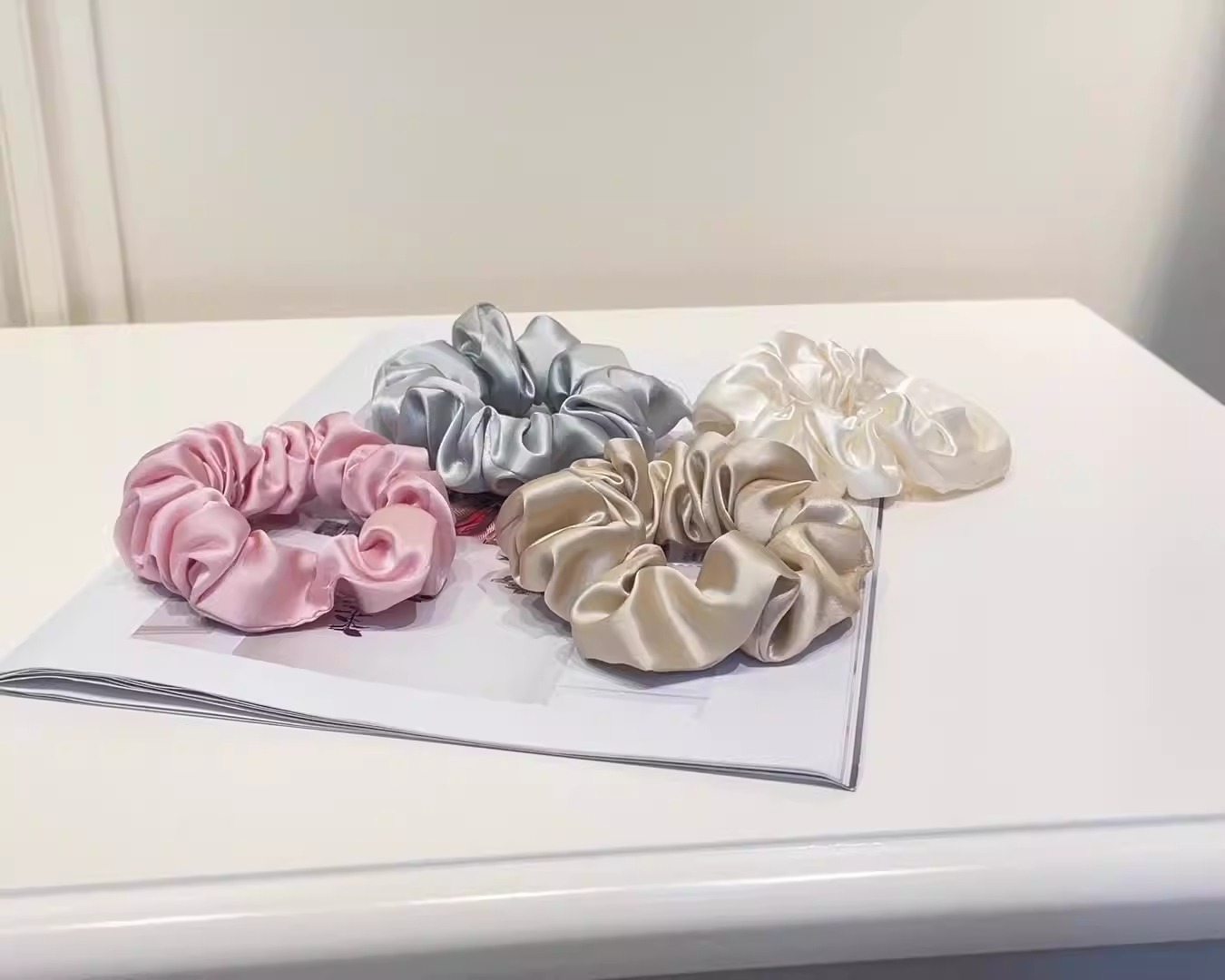 Schmale 4cm Seidenhaargummis für langes Haar 2