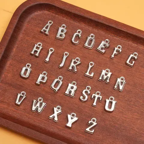 Buchstabenanhänger