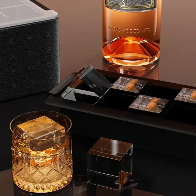 Whisky-Eiswürfelform 2