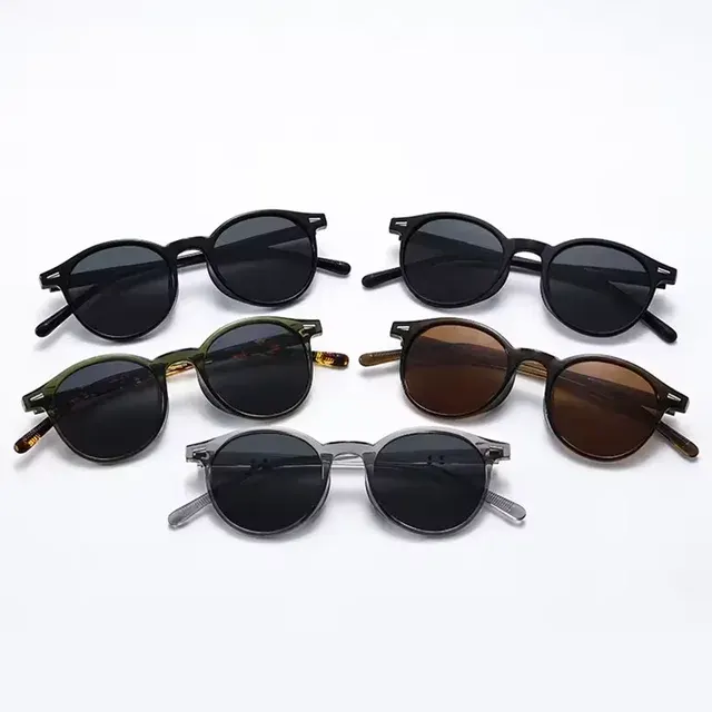 Personalisierbare Retro-Rundbrille, Unisex 3
