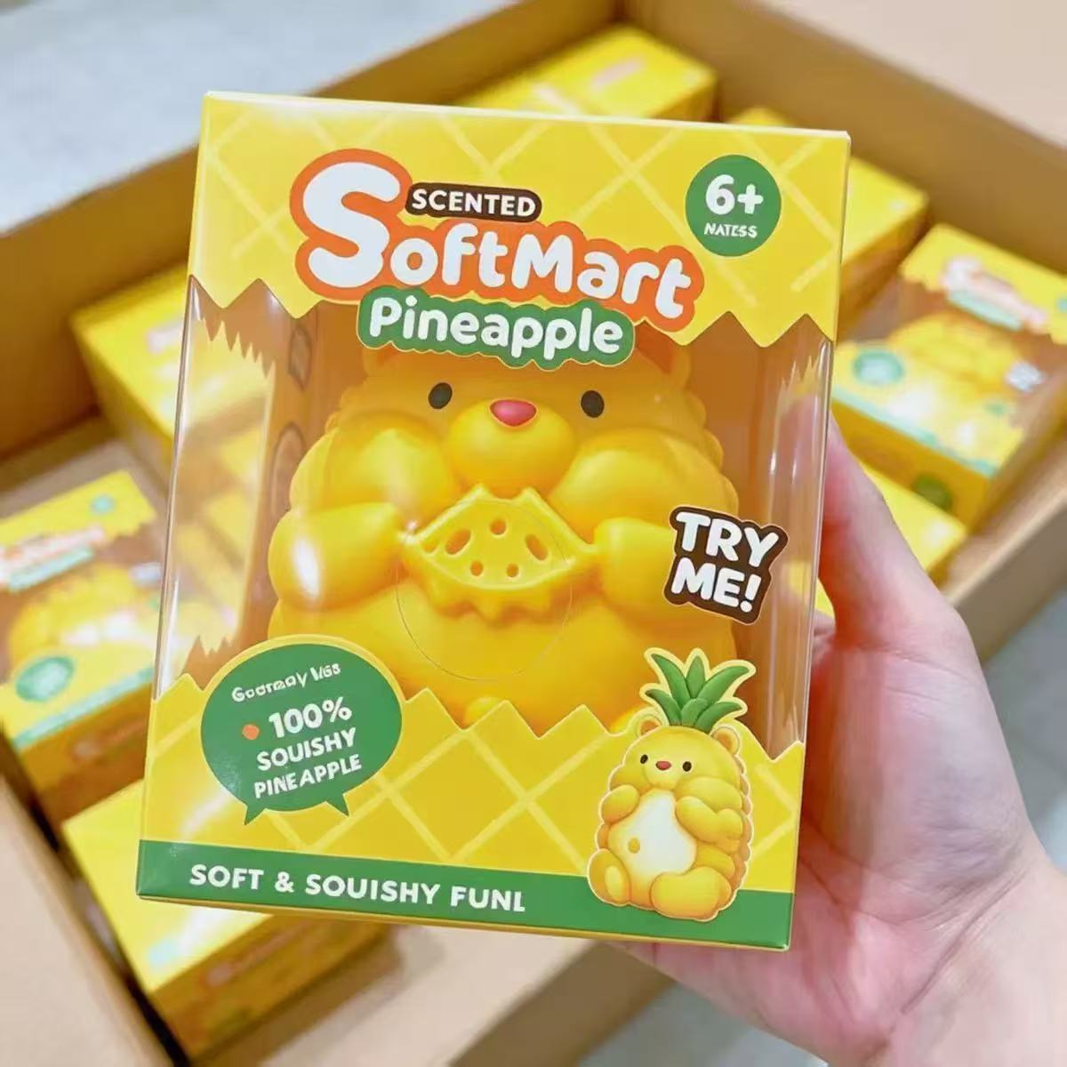 Weicher Ananas-Bär Fidget Toy aus TPR 4