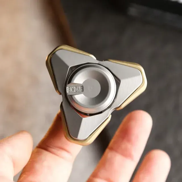 Magnet-Fidget-Spinner 3