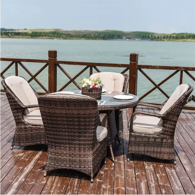 5-teiliges Aluminium Gartenessgruppe mit Kissen 2