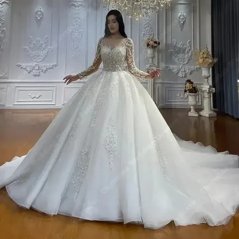 Spitzen-Brautkleid