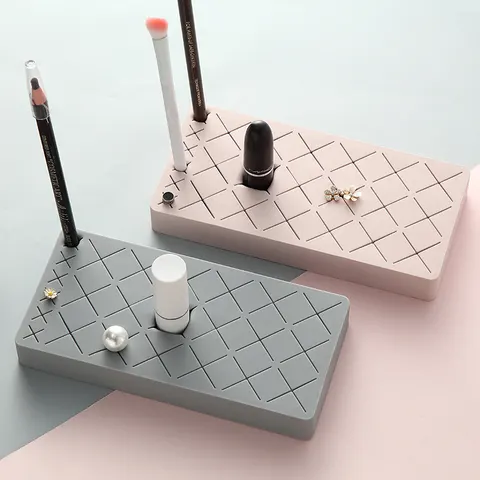 Lippenstift-Ständer