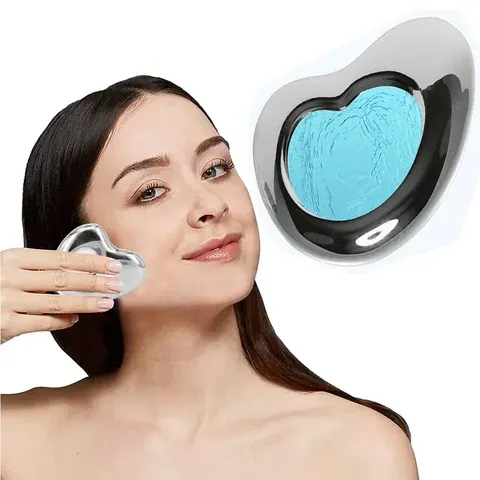 Gua-Sha-Platte mit Eiskugeln
