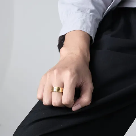 Titanring