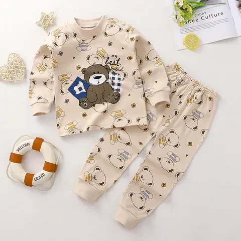 Baby-Schlafanzug-Set