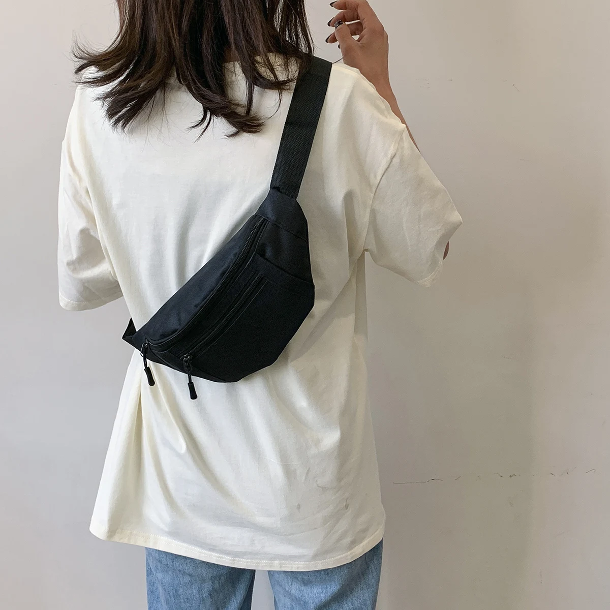 Sport-Gürteltasche für Laufen und Festivals 3