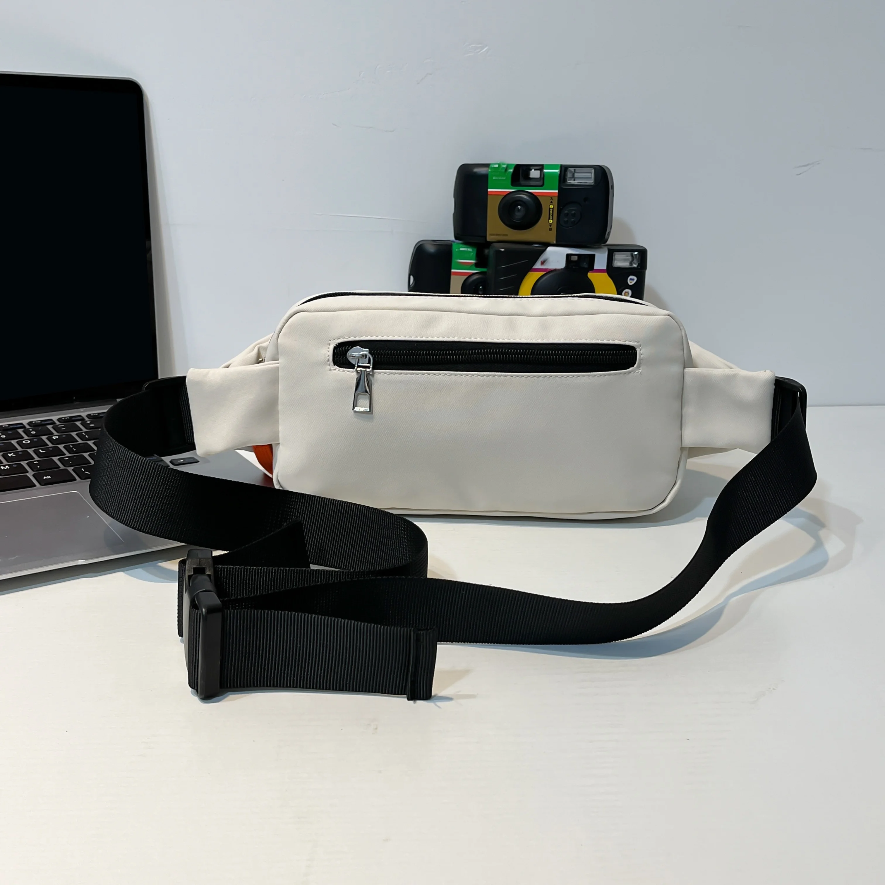 Brusttasche 3