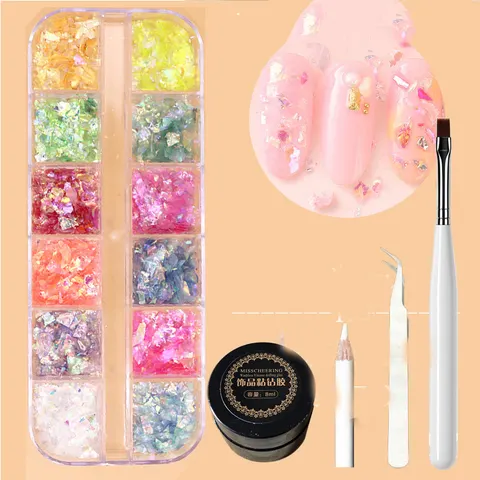 Nagel-Strass-Deko