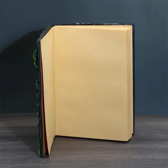 Geprägtes Journal 4