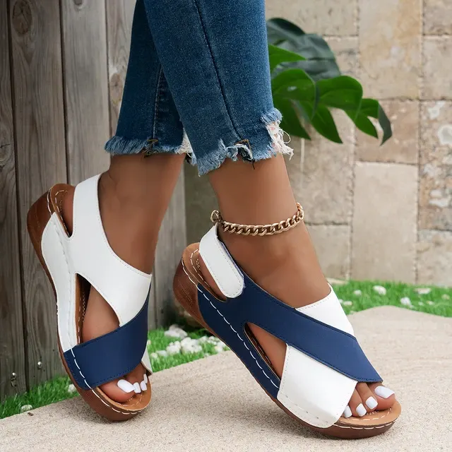 Plateau-Keilsandalen 3