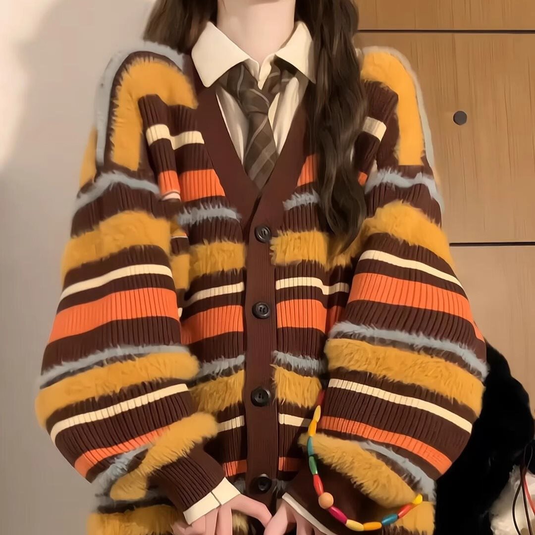 Gestreifte Strickjacke 2