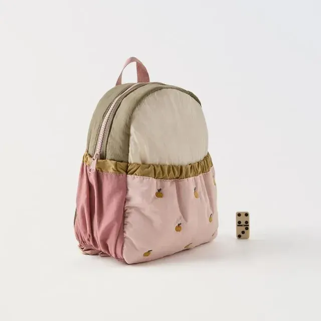 Kindergartenrucksack mit Apfel-Stickerei 4