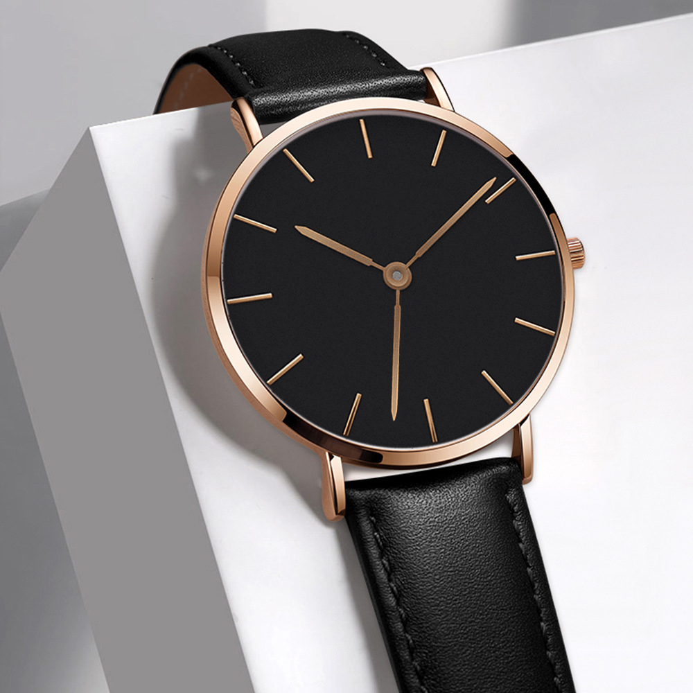Schlichte Lederarmband-Uhr, 40 mm