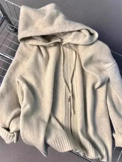 Kapuzen-Strickpullover 2