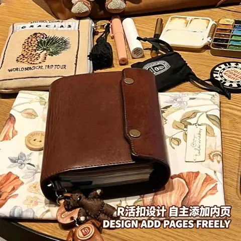 Leder-Reisetagebuch