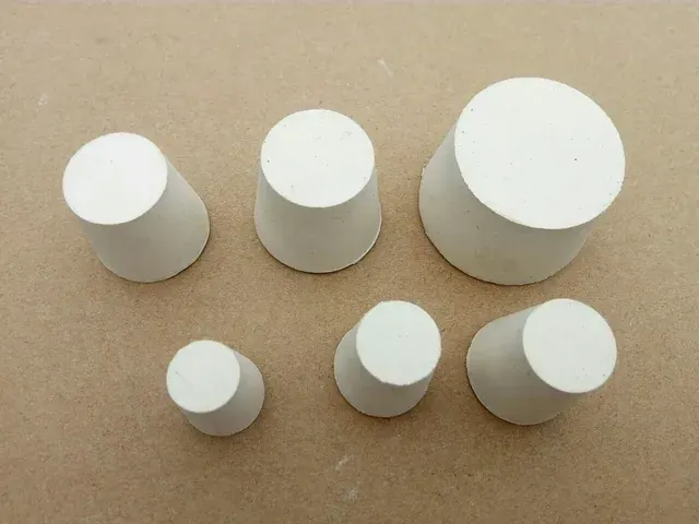 Gummistopfen 3
