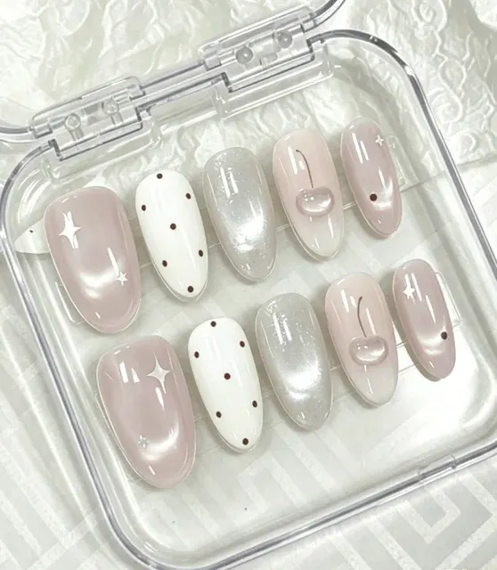 10-teiliges Press-On-Nagel-Set, mandelförmig, XS bis M 2