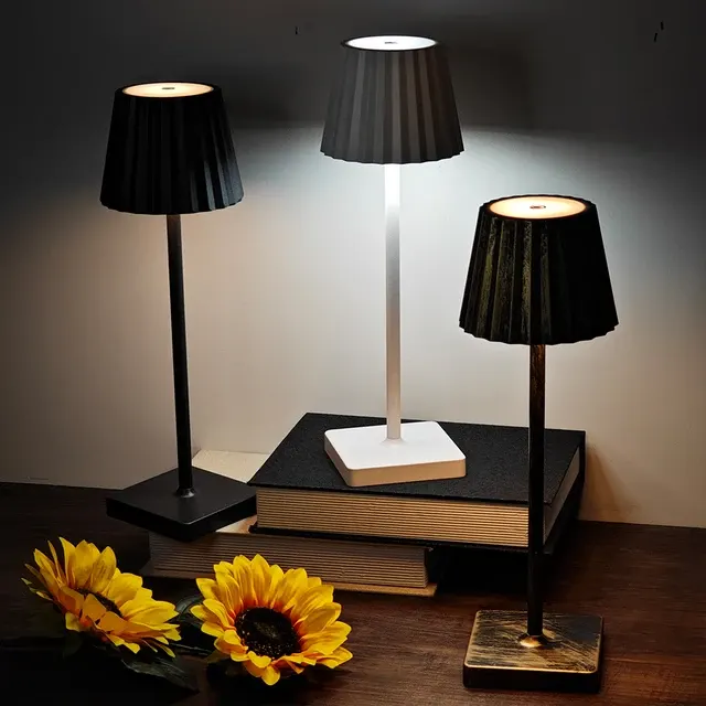 Kabellose Schreibtischlampe 2