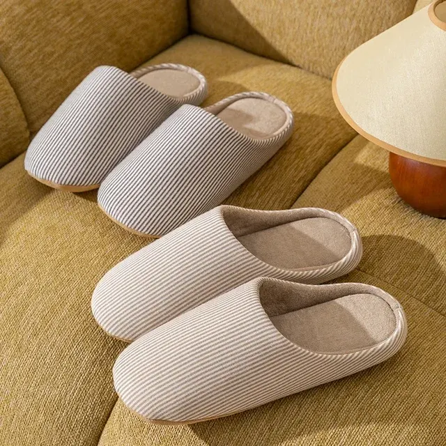 Unisex Fell-Hausschuhe warm rutschfest für Herbst 1