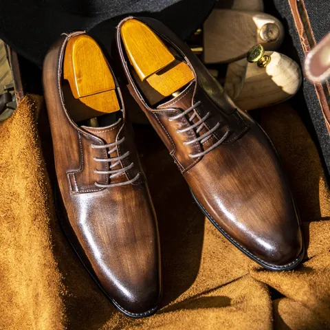 Lederschuhe