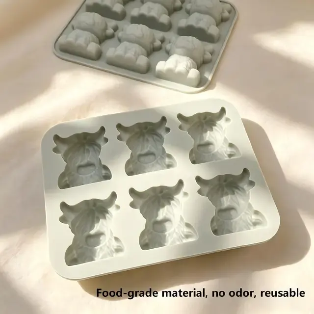Silikon-Eiswürfelform mit Highland-Kuh-Motiv 4