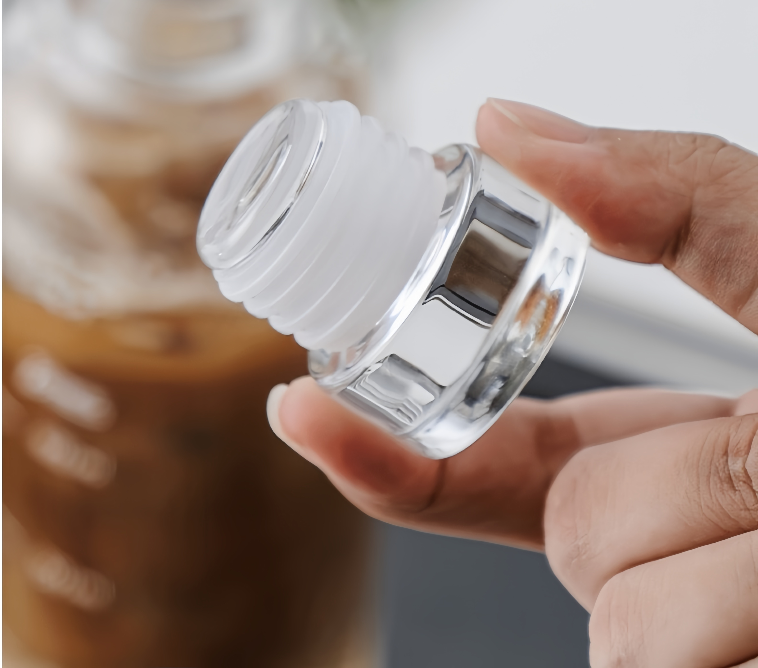 Luxuriöse Glas-Wasserflasche mit Zeitskala 3
