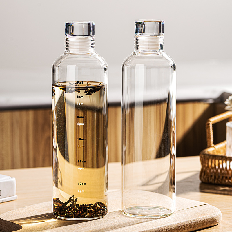 Transparente Glas-Trinkflasche mit Zeitmarkierung 3