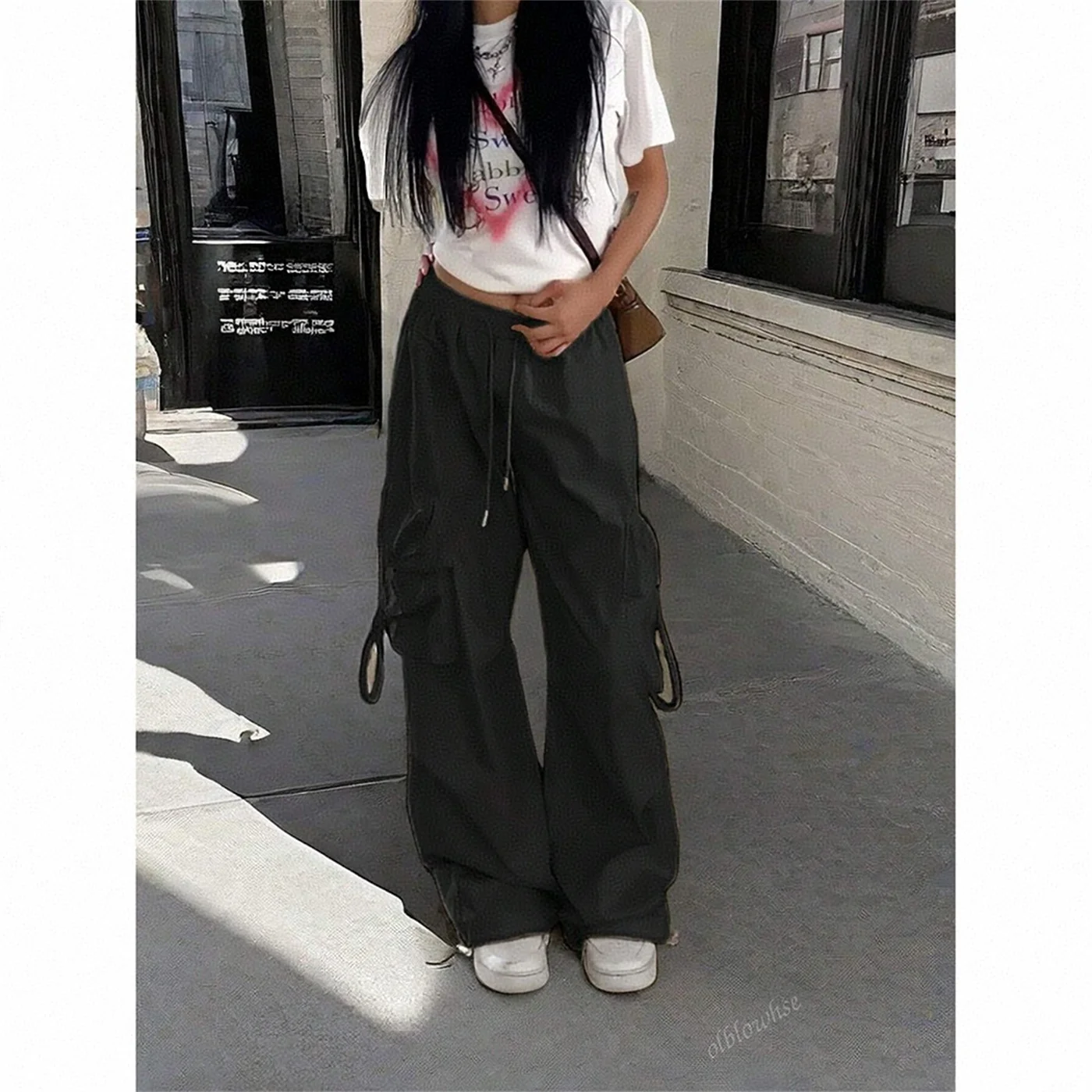 Übergroße Vintage-Damenhose mit Jogger-Schnitt 4