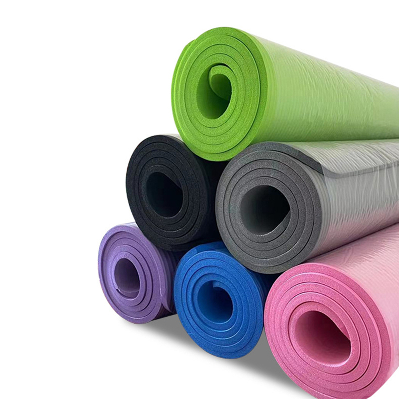 Umweltfreundliche 8mm-Yoga-Matte mit Rutschschutz 2