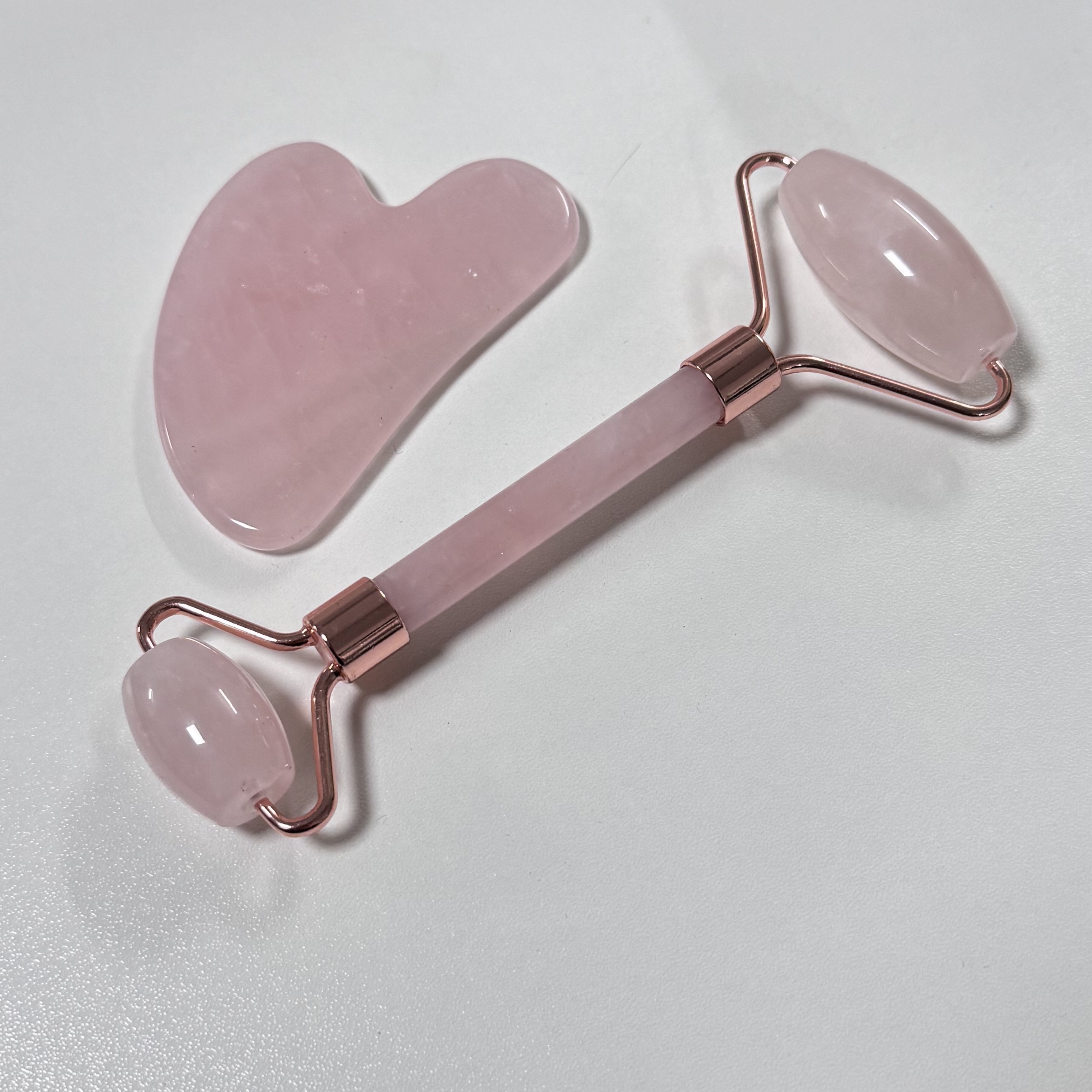 Rosenquarz Gesichtsmassagegerät Gua Sha Roller-Set 3