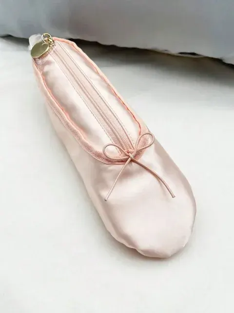 Ballettschuh-Federmäppchen 1