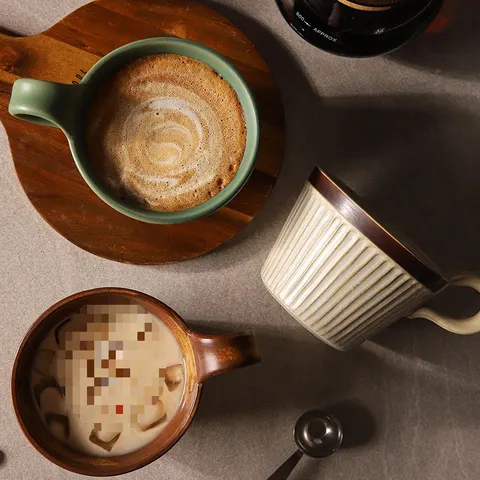 Steingut Kaffeebecher